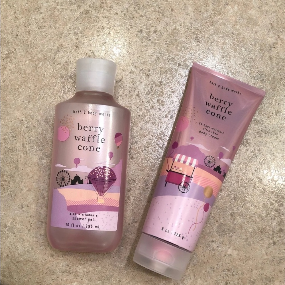 Bath and Body Works Berry Waffle Cone set